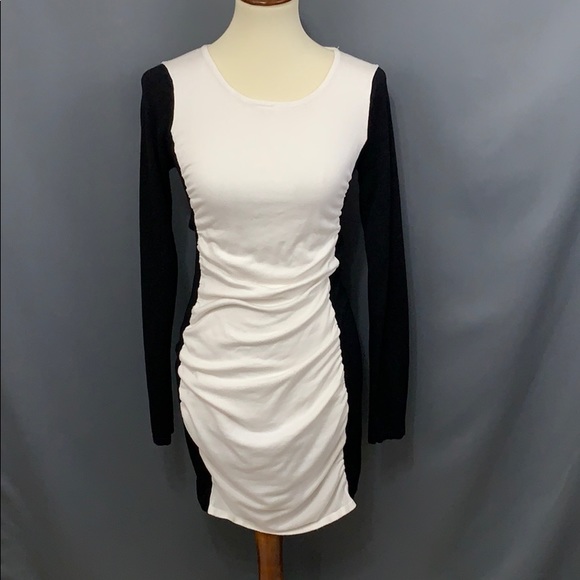 Express fitted dress - Picture 2 of 7